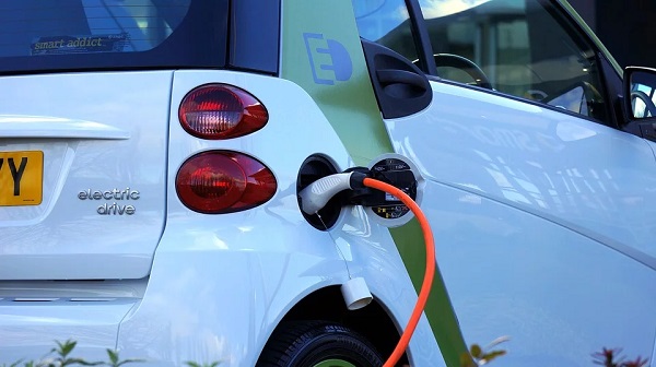 Comprare un’auto elettrica per inquinare di meno nel 2020